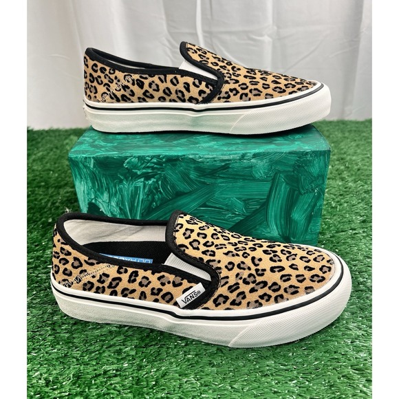 Vans SZ 5.5 Women's Leopard Classic Slip-On Sneakers Shoes NWOB - Picture 1 of 10
